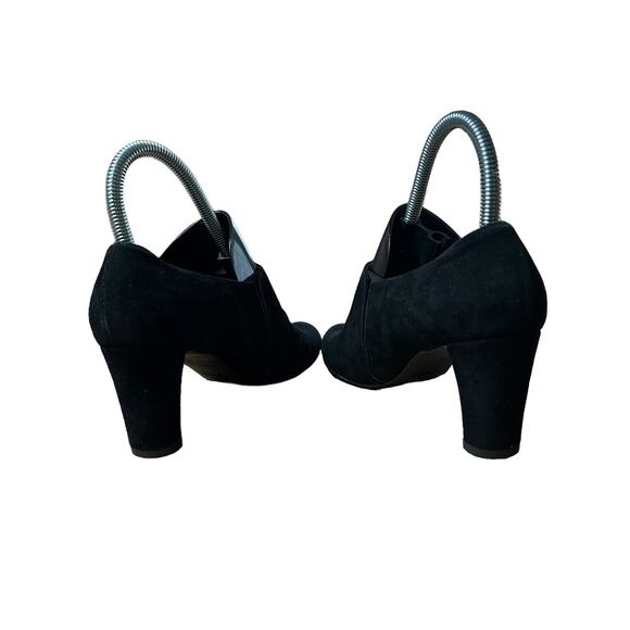 Stuart Weitzman Black Suede Pointed Toe Stiletto Heel Ankle Bootie 6.5 Career - Picture 4 of 10